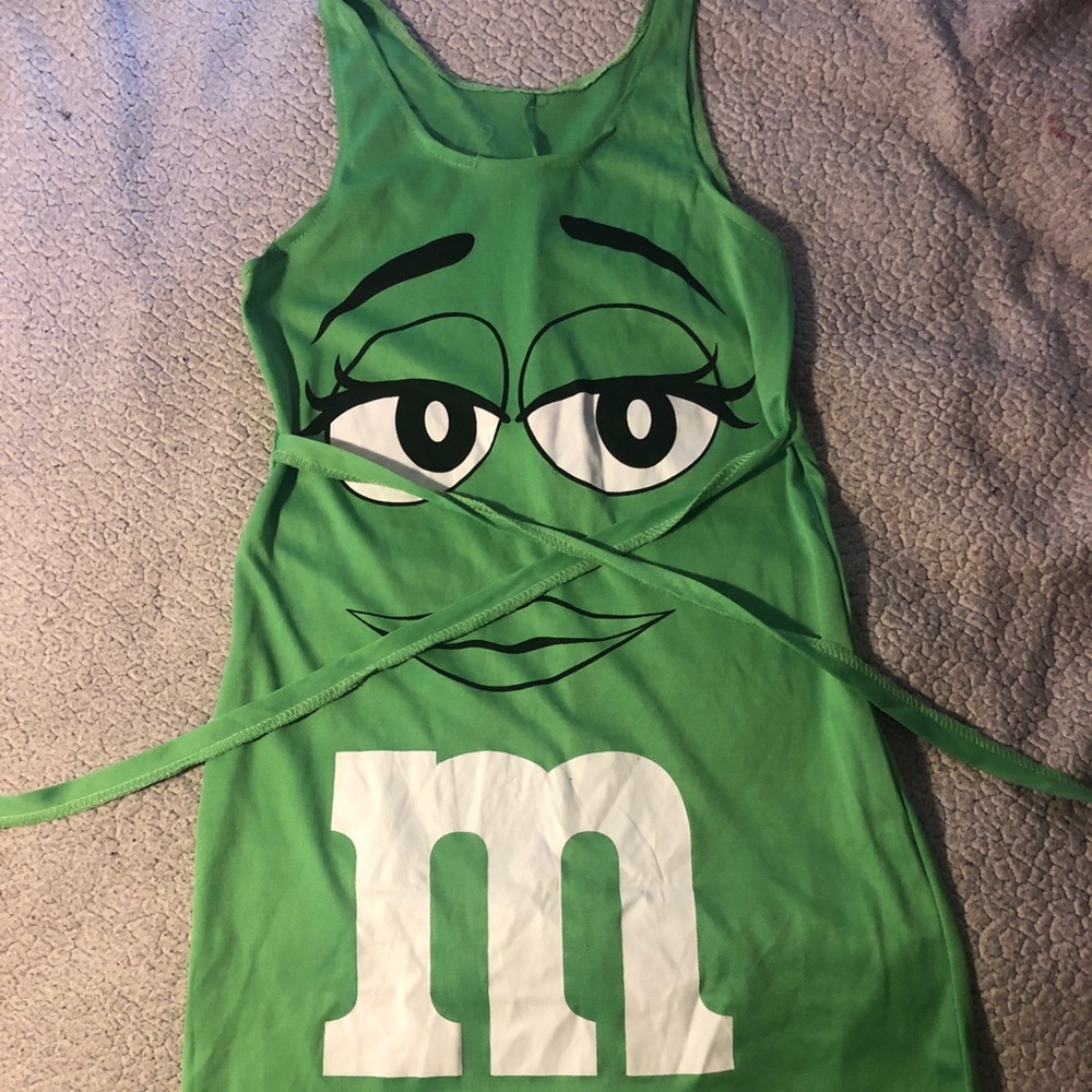 Costume